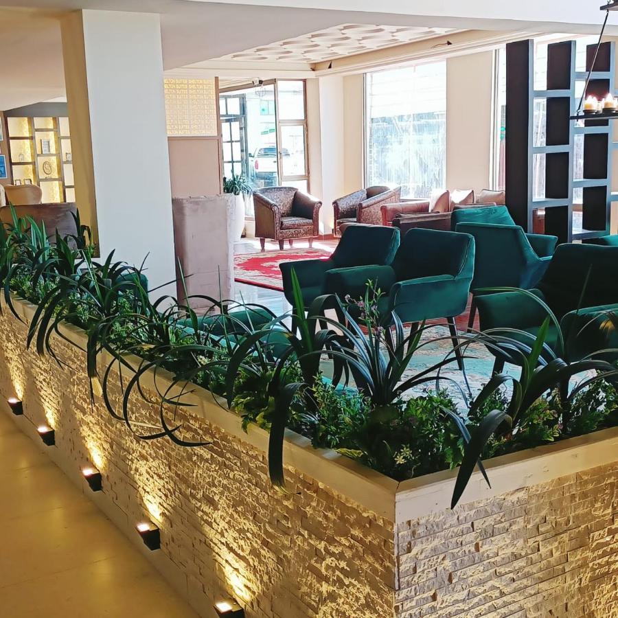 Shelton Suites Bhurban Exterior foto
